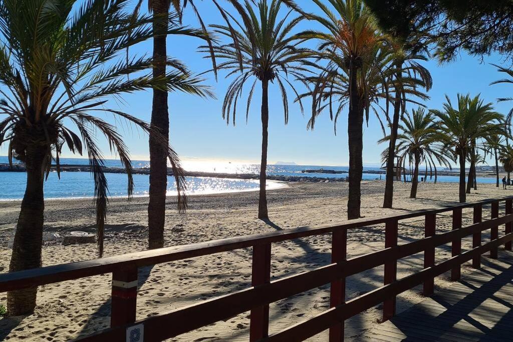 Estepona Port Beachside Apartment - Marina Bay 外观 照片