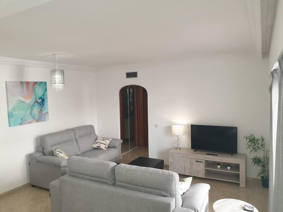 Estepona Port Beachside Apartment - Marina Bay 外观 照片