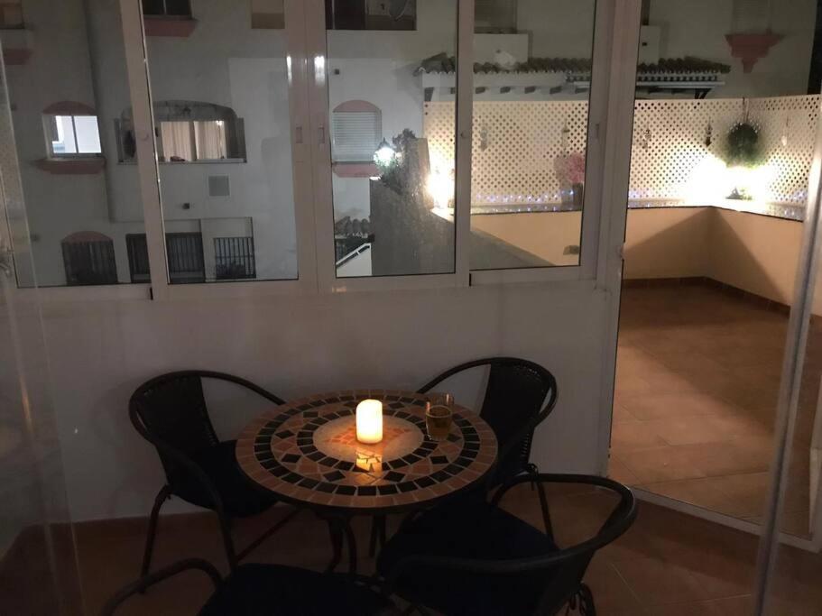 Estepona Port Beachside Apartment - Marina Bay 外观 照片